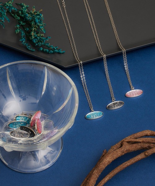 MILKFED.（ミルクフェド）の「ELLIPSE LOGO NECKLACE（ネックレス・レディース・ブラック/ライトピンク/ライトブルー・ONE SIZE）」の12枚目の写真