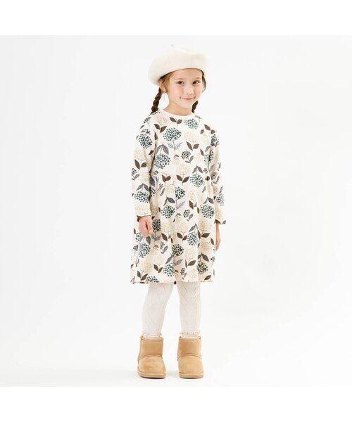 Seraph(セラフ)の「総柄裏毛ワンピース(ワンピース・キッズ・キャメル/アイボリー/ピンク/ブルー・120/100/110/140/80/90/95/130)」の5枚目の写真