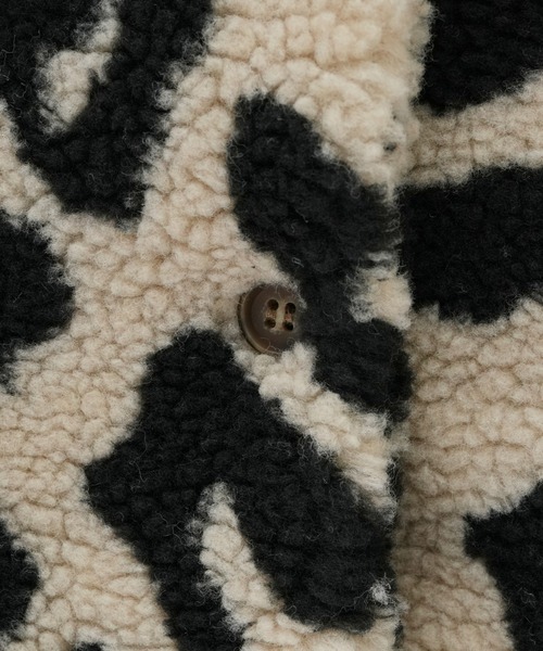 CIAOPANIC TYPY(チャオパニックティピー)の「【WEB限定】【KIDS】レオパードボアアニマルノーカラージャケット(ノーカラージャケット・キッズ・ブラック/ホワイト・SMALL/MEDIUM/LARGE/X-LARGE/XX-LARGE)」の3枚目の写真