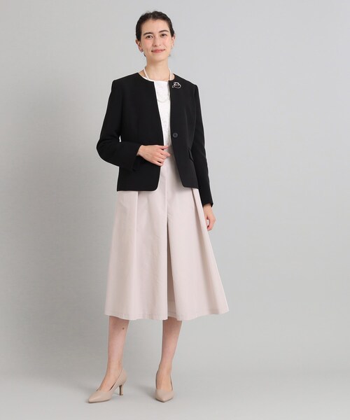 OPAQUE.CLIP(オペークドットクリップ)の「◆≪通勤・セレモニー/セットアップ対応≫ キーネックジャケット/ダブルクロス【洗濯機洗い可】(ノーカラージャケット・レディース・ライトベージュ/ブラック/ネイビー・38/36/42/34/40)」の9枚目の写真