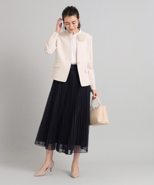 OPAQUE.CLIP(オペークドットクリップ)の「◆≪通勤・セレモニー/セットアップ対応≫ キーネックジャケット/ダブルクロス【洗濯機洗い可】(ノーカラージャケット・レディース・ライトベージュ/ブラック/ネイビー・38/36/42/34/40)」の11枚目の写真