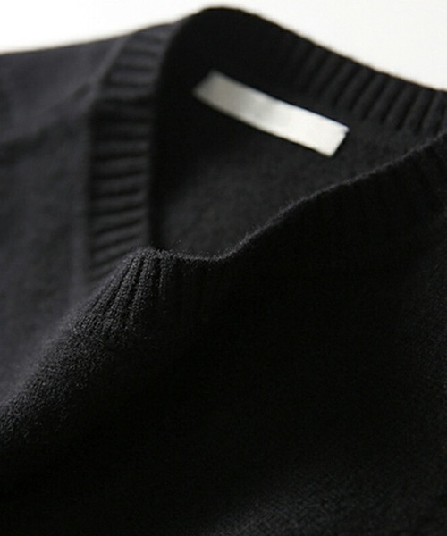 COCOMOMO（ココモモ）の「【カラー展開あり】サイドスリット ニットベスト ボタン付き（ベスト・レディース・ブラック/ブルー/ベージュ/グレー/ブラウン・FREE）」の21枚目の写真