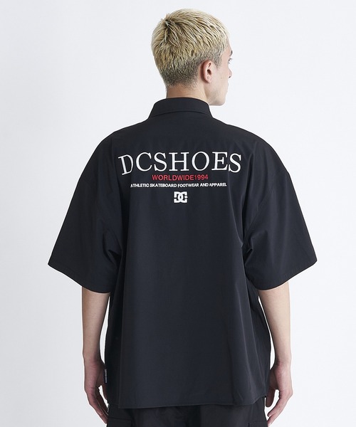 DC(ディーシー)の「DC/ディーシー 半袖シャツ バックロゴ 刺繍 ビッグシルエット セットアップ対応 DSH242001(シャツ/ブラウス・メンズ・ブラック×ホワイト/スミクロ/ライトブルー/ブラック・XL/M/L)」の7枚目の写真