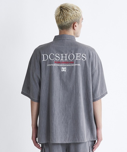DC(ディーシー)の「DC/ディーシー 半袖シャツ バックロゴ 刺繍 ビッグシルエット セットアップ対応 DSH242001(シャツ/ブラウス・メンズ・ブラック×ホワイト/スミクロ/ライトブルー/ブラック・XL/M/L)」の11枚目の写真