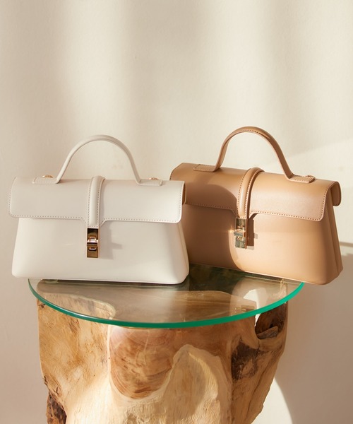 VIS（ビス）の「【ご好評につき追加生産】【2WAY】ひねり金具ワンハンドルミニショルダーバッグ（ショルダーバッグ・レディース・キナリ/ブラック系その他/イエロー系その他3・FREE）」の17枚目の写真