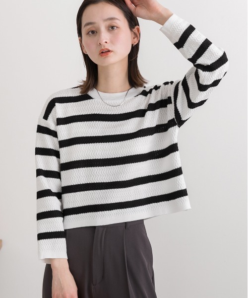ad thie(アドティエ)の「ショート丈・ベーシック クルーネックボーダーニット(ニット/セーター・レディース・ブラウン/ブラック/ライトグレー・FREE)」の6枚目の写真