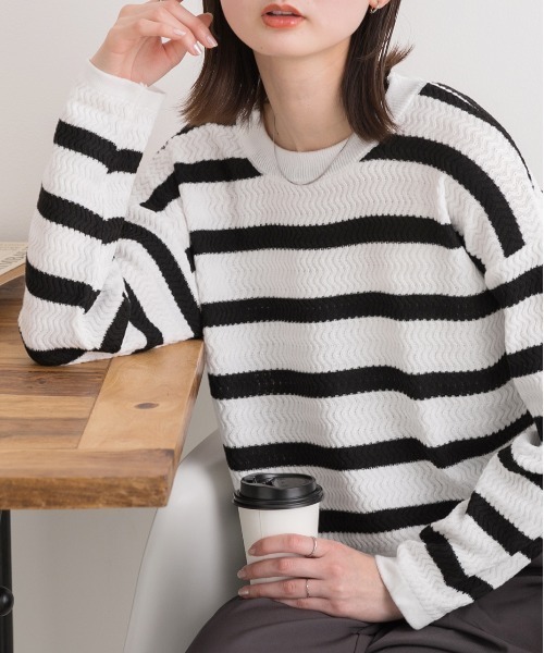 ad thie(アドティエ)の「ショート丈・ベーシック クルーネックボーダーニット(ニット/セーター・レディース・ブラウン/ブラック/ライトグレー・FREE)」の8枚目の写真