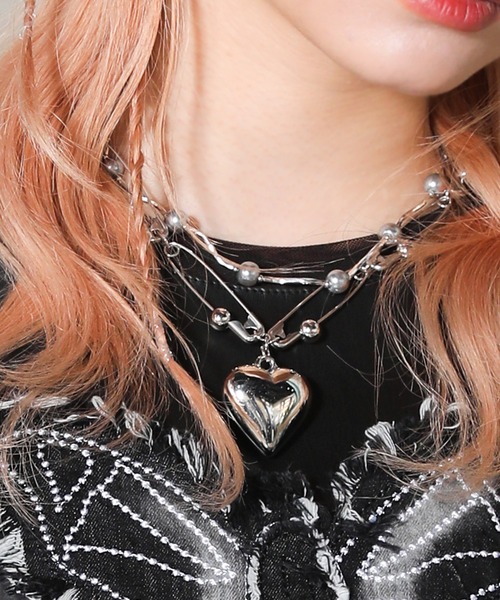 SPINNS（スピンズ）の「安全ピンネックレス ハート スター（ネックレス・レディース・B/A・ONESIZE）」の2枚目の写真