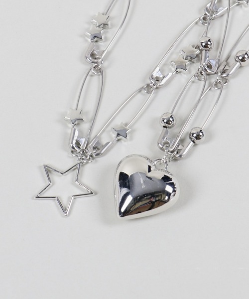 SPINNS（スピンズ）の「安全ピンネックレス ハート スター（ネックレス・レディース・B/A・ONESIZE）」の3枚目の写真