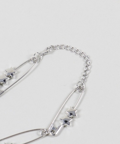 SPINNS（スピンズ）の「安全ピンネックレス ハート スター（ネックレス・レディース・B/A・ONESIZE）」の6枚目の写真