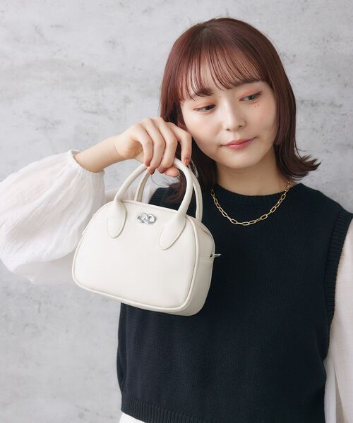 RETRO GIRL（レトロガール）の「ミニボストンバッグ（ショルダーバッグ・レディース・ブラック/オフホワイト/ブルー・ONE SIZE）」の7枚目の写真