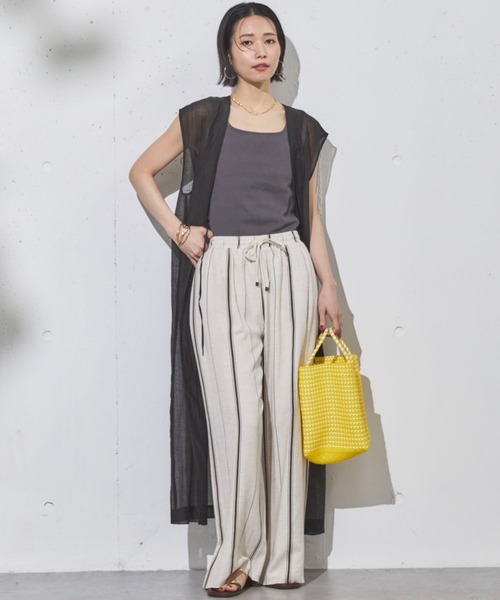 Doux archives（ドゥアルシーヴ）の「2wayスクエアリブタンクトップ（タンクトップ・レディース・グレイッシュベージュ/オフホワイト/チャコールグレー・FREE）」の18枚目の写真