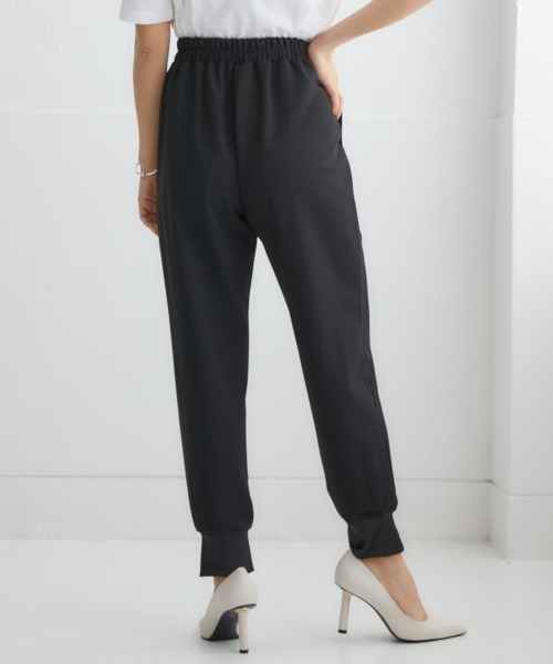 nissen(ニッセン)の「スリットジョガーパンツ(その他パンツ・レディース・ブラック/チャコール・S/M/L/LL)」の4枚目の写真