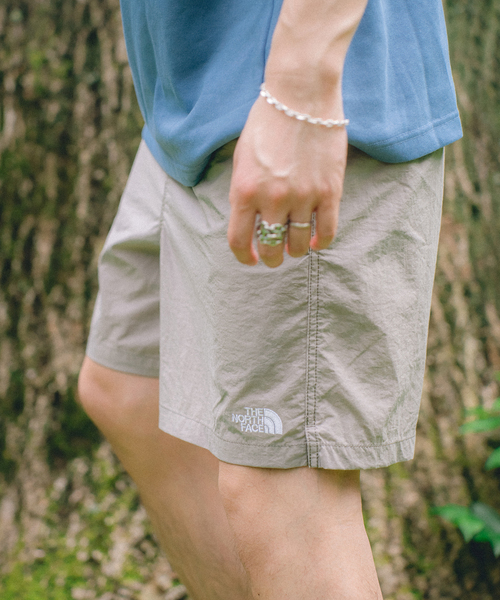 THE NORTH FACE(ザノースフェイス)の「THE NORTH FACE Versatile Short NB42335(その他パンツ・メンズ・キャメル/カーキ/ブラック/チャコールグレー/オレンジ/ラベンダー/サックスブルー・LARGE/MEDIUM/X-LARGE)」の12枚目の写真