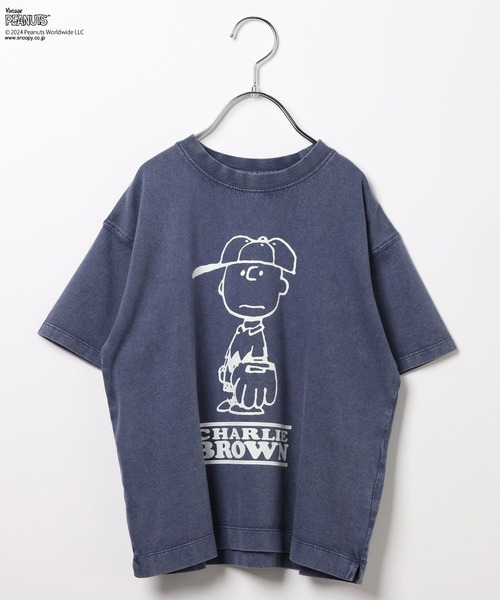 PEANUTS(ピーナッツ)の「【SNOOPY&FRIENDS meets BAYFLOW】ピーナッツスノーTシャツ(KIDS)(Tシャツ/カットソー・キッズ・ネイビー/イエロー/ピンク/チャコール/オフホワイト/ライトブルー・120cm/110cm/150cm/130cm/140cm)」の4枚目の写真