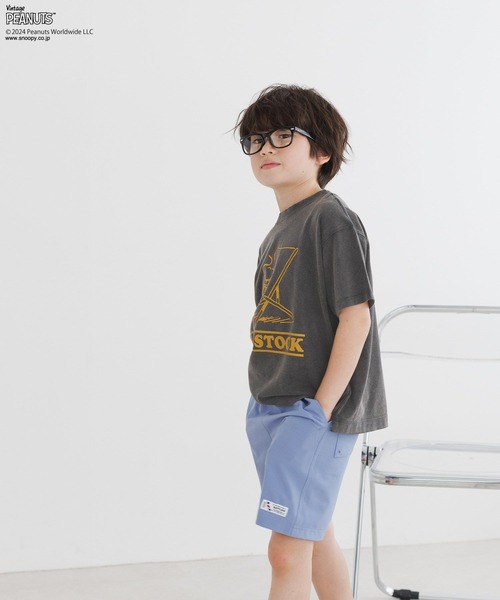 PEANUTS(ピーナッツ)の「【SNOOPY&FRIENDS meets BAYFLOW】ピーナッツスノーTシャツ(KIDS)(Tシャツ/カットソー・キッズ・ネイビー/イエロー/ピンク/チャコール/オフホワイト/ライトブルー・120cm/110cm/150cm/130cm/140cm)」の1枚目の写真