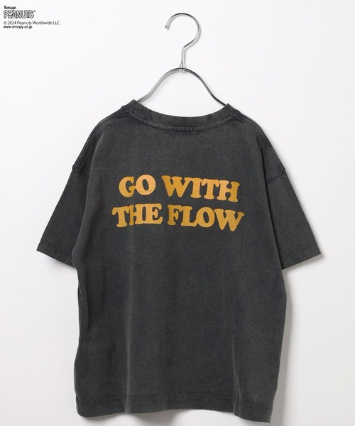 PEANUTS(ピーナッツ)の「【SNOOPY&FRIENDS meets BAYFLOW】ピーナッツスノーTシャツ(KIDS)(Tシャツ/カットソー・キッズ・ネイビー/イエロー/ピンク/チャコール/オフホワイト/ライトブルー・120cm/110cm/150cm/130cm/140cm)」の14枚目の写真