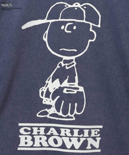 PEANUTS(ピーナッツ)の「【SNOOPY&FRIENDS meets BAYFLOW】ピーナッツスノーTシャツ(KIDS)(Tシャツ/カットソー・キッズ・ネイビー/イエロー/ピンク/チャコール/オフホワイト/ライトブルー・120cm/110cm/150cm/130cm/140cm)」の12枚目の写真