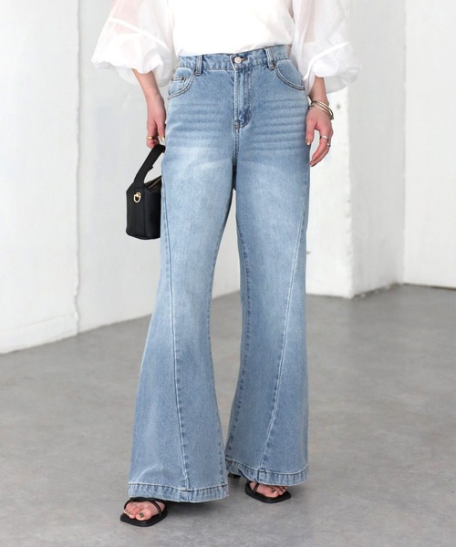 Riberry（リベリー）の「フレアデニムパンツ（デニムパンツ・レディース・ブルー/ブラック/グレー・MEDIUM/SMALL）」の3枚目の写真