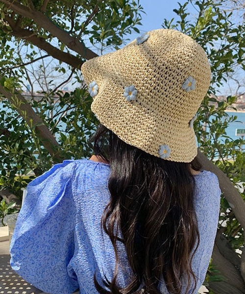 TONE SELECT GOODS（トーンセレクトグッズ）の「pur chouchou/フラワー刺繍ペーパーハット P4206（ハット・レディース・ブラウン/ベージュ・FREE）」の2枚目の写真