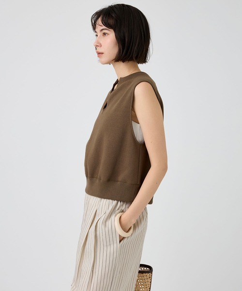 BABYLONE（バビロン）の「ショート裏毛プルオーバー（Tシャツ/カットソー・レディース・チャコール/オフホワイト/ライトグレー/ライトベージュ/カーキ・フリー）」の19枚目の写真