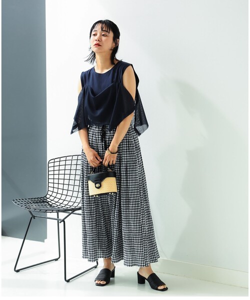 B:MING by BEAMS(ビーミングバイビームス)の「メッシュ ノースリーブ トップス(Tシャツ/カットソー・レディース・ネイビー/オフホワイト/サックスブルー/ブラック・MEDIUM/SMALL)」の6枚目の写真