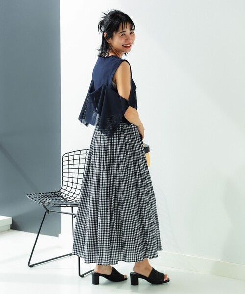 B:MING by BEAMS(ビーミングバイビームス)の「メッシュ ノースリーブ トップス(Tシャツ/カットソー・レディース・ネイビー/オフホワイト/サックスブルー/ブラック・MEDIUM/SMALL)」の8枚目の写真