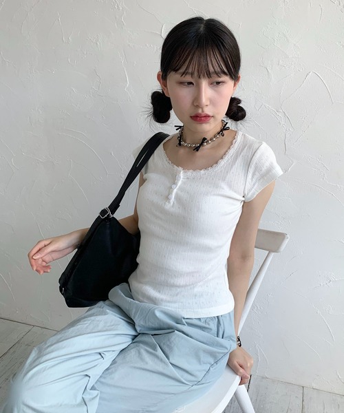 Teem Store(チームストア)の「フラワーヘンリー レース ショート Tシャツ(Tシャツ/カットソー・レディース・ピンク系その他/ブルー/ホワイト系その他2/パープル/ホワイト/ピンク/ホワイト系その他・F)」の16枚目の写真