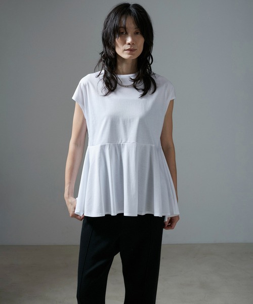 SALON adam et rope'(サロン アダム エ ロペ)の「【WEB限定】フレンチスリーブペプラムTシャツ(Tシャツ/カットソー・レディース・ブラウン/オフホワイト/ブラック・FREE)」の10枚目の写真