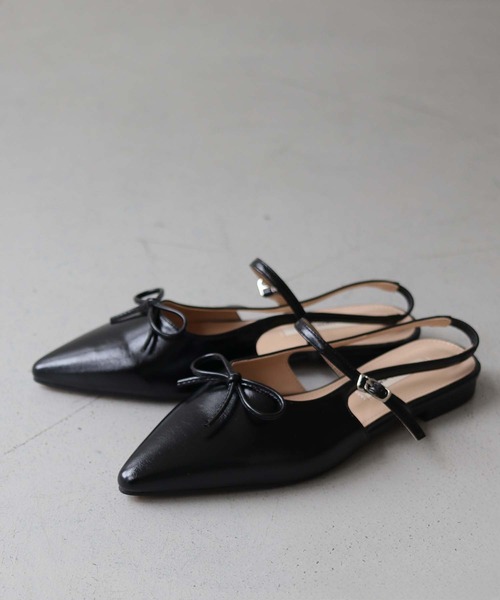 CLEIO(クレイオ)の「【CLEIO】リボンポインテッドパンプス(パンプス・レディース・シルバー/アイボリー/ブラック・23/24/22.5/24.5/23.5)」の16枚目の写真