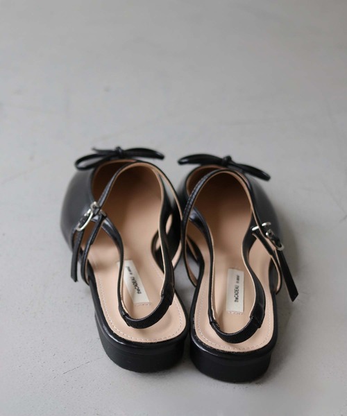 CLEIO(クレイオ)の「【CLEIO】リボンポインテッドパンプス(パンプス・レディース・シルバー/アイボリー/ブラック・23/24/22.5/24.5/23.5)」の17枚目の写真