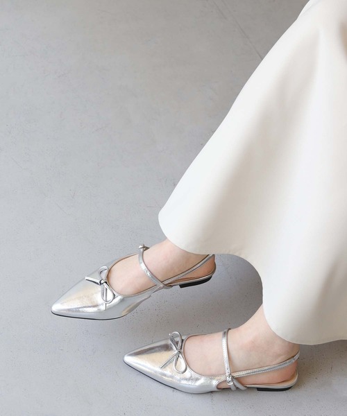 CLEIO(クレイオ)の「【CLEIO】リボンポインテッドパンプス(パンプス・レディース・シルバー/アイボリー/ブラック・23/24/22.5/24.5/23.5)」の8枚目の写真