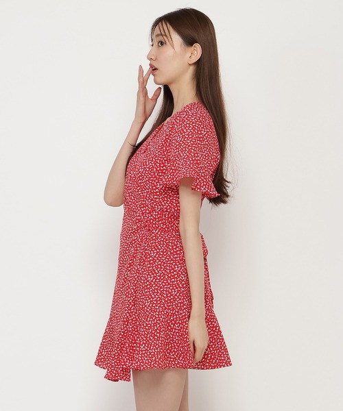 REDYAZEL（レディアゼル）の「カシュクールフリルミニワンピース（ワンピース・レディース・レッド/オフホワイト/ブラック・FREE）」の16枚目の写真