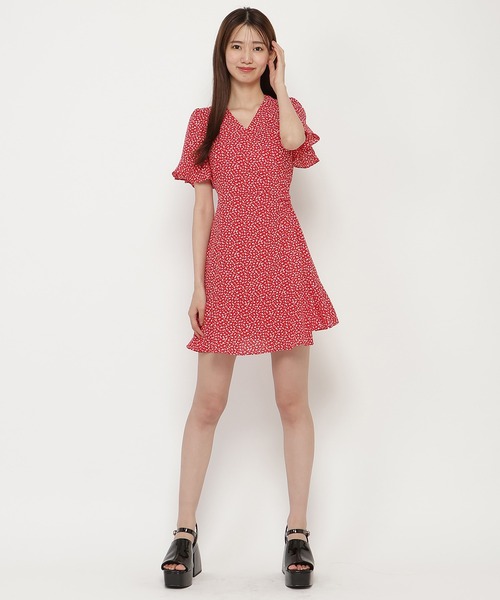 REDYAZEL（レディアゼル）の「カシュクールフリルミニワンピース（ワンピース・レディース・レッド/オフホワイト/ブラック・FREE）」の18枚目の写真