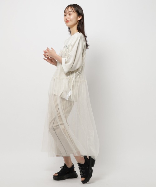 niko and...(ニコアンド)の「チュールサイドリボンワンピース(ワンピース・レディース・オフホワイト/ブラック・FREE)」の10枚目の写真