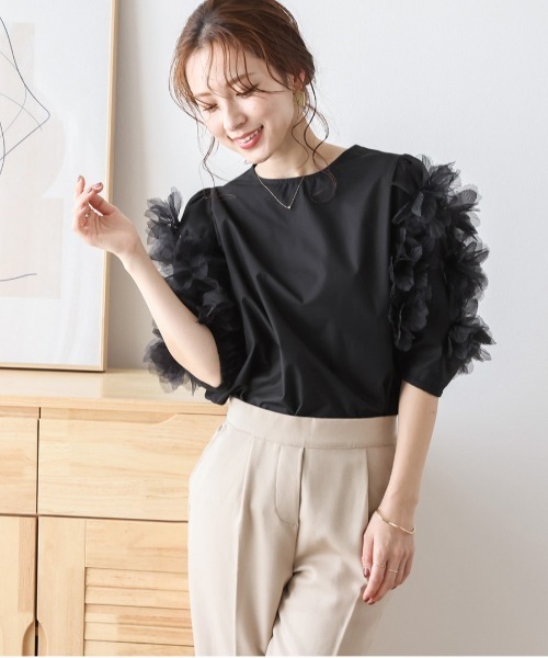 ショルダーフラワーブラウス（シャツ/ブラウス）｜AMELY（エミリー）