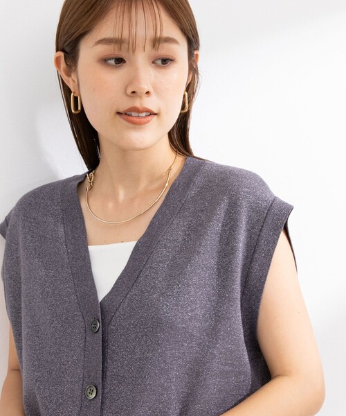 NOLLEY’S Sophi(ノーリーズソフィ)の「《手洗い可能》総針Vネックラメベスト(ベスト・レディース・ベージュ/ブラック/グレー・38)」の11枚目の写真