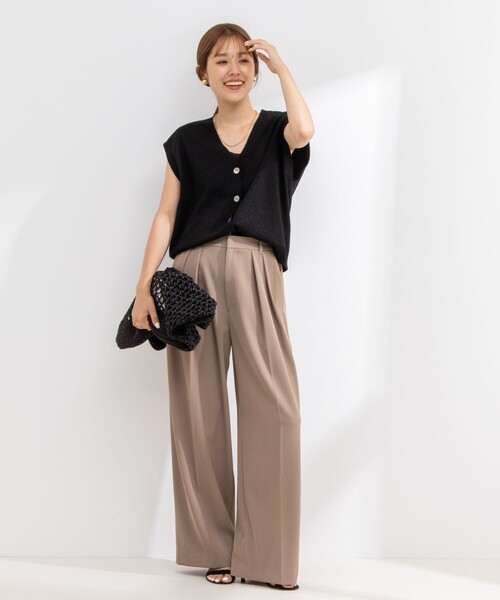 NOLLEY’S Sophi(ノーリーズソフィ)の「《手洗い可能》総針Vネックラメベスト(ベスト・レディース・ベージュ/ブラック/グレー・38)」の20枚目の写真