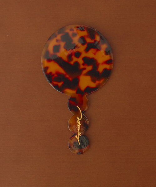 Actually（アクチュアリー）の「アセチミラー　持ち手付（ボディケア/ボディクリーム・レディース・グリーン/イエロー/ブラウン・0）」の6枚目の写真