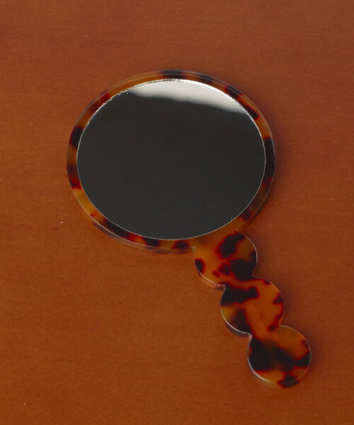 Actually（アクチュアリー）の「アセチミラー　持ち手付（ボディケア/ボディクリーム・レディース・グリーン/イエロー/ブラウン・0）」の7枚目の写真