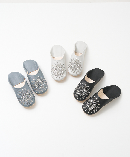 collex(コレックス)の「ビーズバブーシュ(ルームシューズ/スリッパ・レディース・グレー/グレイッシュブルー/ブラック・フリー)」の4枚目の写真