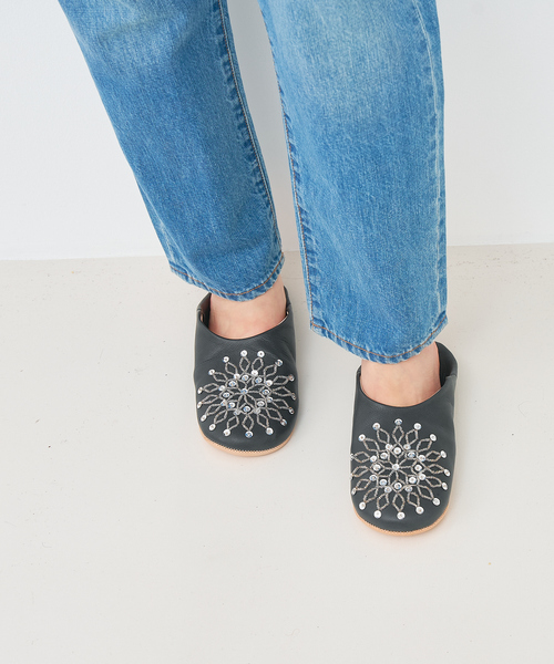 collex(コレックス)の「ビーズバブーシュ(ルームシューズ/スリッパ・レディース・グレー/グレイッシュブルー/ブラック・フリー)」の6枚目の写真