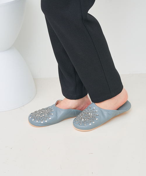 collex(コレックス)の「ビーズバブーシュ(ルームシューズ/スリッパ・レディース・グレー/グレイッシュブルー/ブラック・フリー)」の8枚目の写真