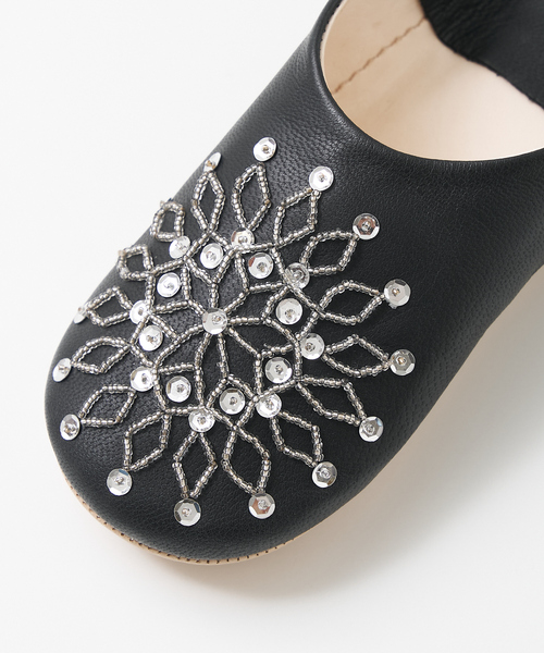 collex(コレックス)の「ビーズバブーシュ(ルームシューズ/スリッパ・レディース・グレー/グレイッシュブルー/ブラック・フリー)」の19枚目の写真