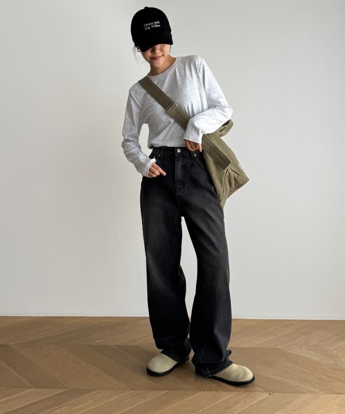 CANAL JEAN（キャナルジーン）の「El mar　コットンストレッチロングTシャツ（Tシャツ/カットソー・レディース・アイボリー/ライトグレー/チャコールグレー/ブラック/ネイビー・ONE SIZE）」の12枚目の写真