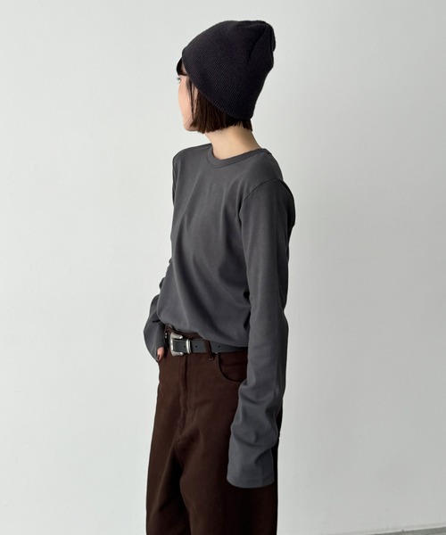 CANAL JEAN(キャナルジーン)の「El mar コットンストレッチロングTシャツ(Tシャツ/カットソー・レディース・アイボリー/ライトグレー/チャコールグレー/ブラック/ネイビー/ヘザーグレー・ONE SIZE)」の21枚目の写真