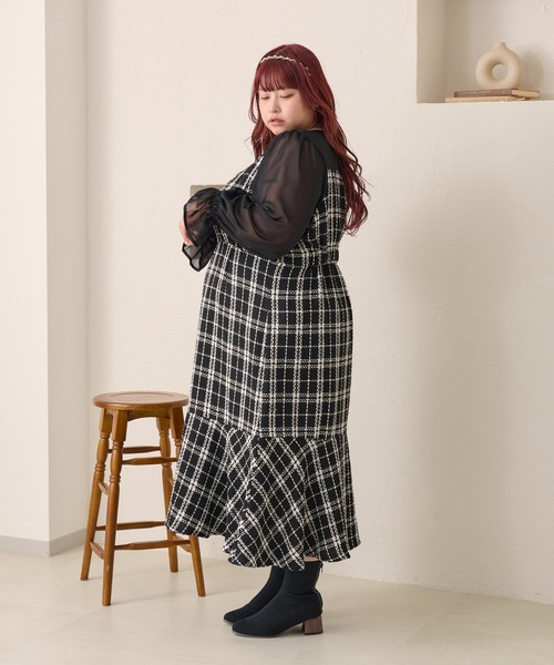 Louiosy(ルオシー)の「【大きいサイズ】ツイードマーメイドワンピース(ワンピース・レディース・ブラック/ホワイト・3L/4L)」の3枚目の写真
