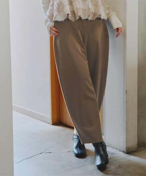titivate(ティティベイト)の「カーブパンツ(その他パンツ・レディース・ブラウン/ブラック/チャコール・M)」の15枚目の写真