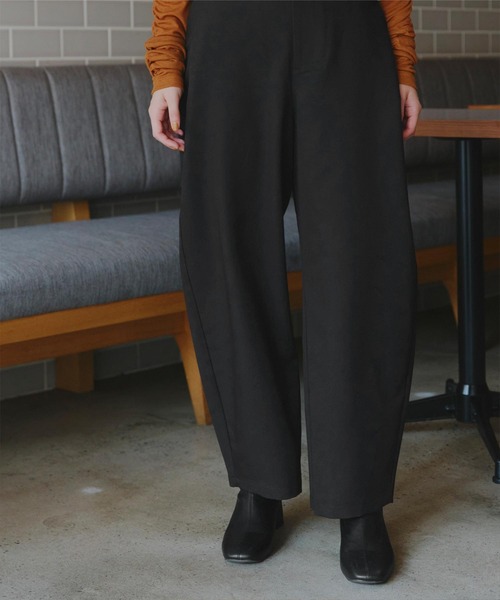 titivate(ティティベイト)の「カーブパンツ(その他パンツ・レディース・ブラウン/ブラック/チャコール・M)」の6枚目の写真