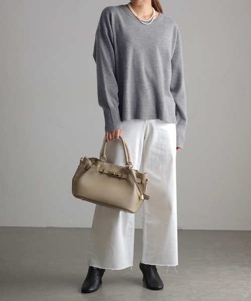 La TOTALITE（ラトータリテ）の「ウールカシミヤクルーネックプルオーバー（ニット/セーター・レディース・ラベンダー/ベージュ/ホワイト/チャコールグレー・FREE）」の6枚目の写真